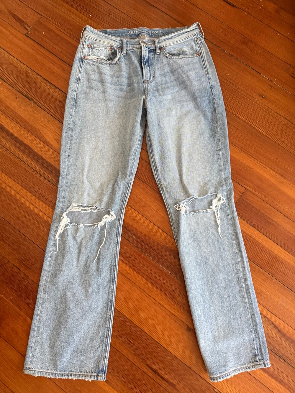 American Eagle Outfitters Light Blue Distressed Straight Leg Jeans